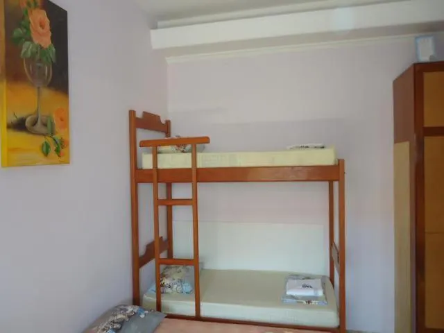 Guest house Pousada Caldas Novas Hostel